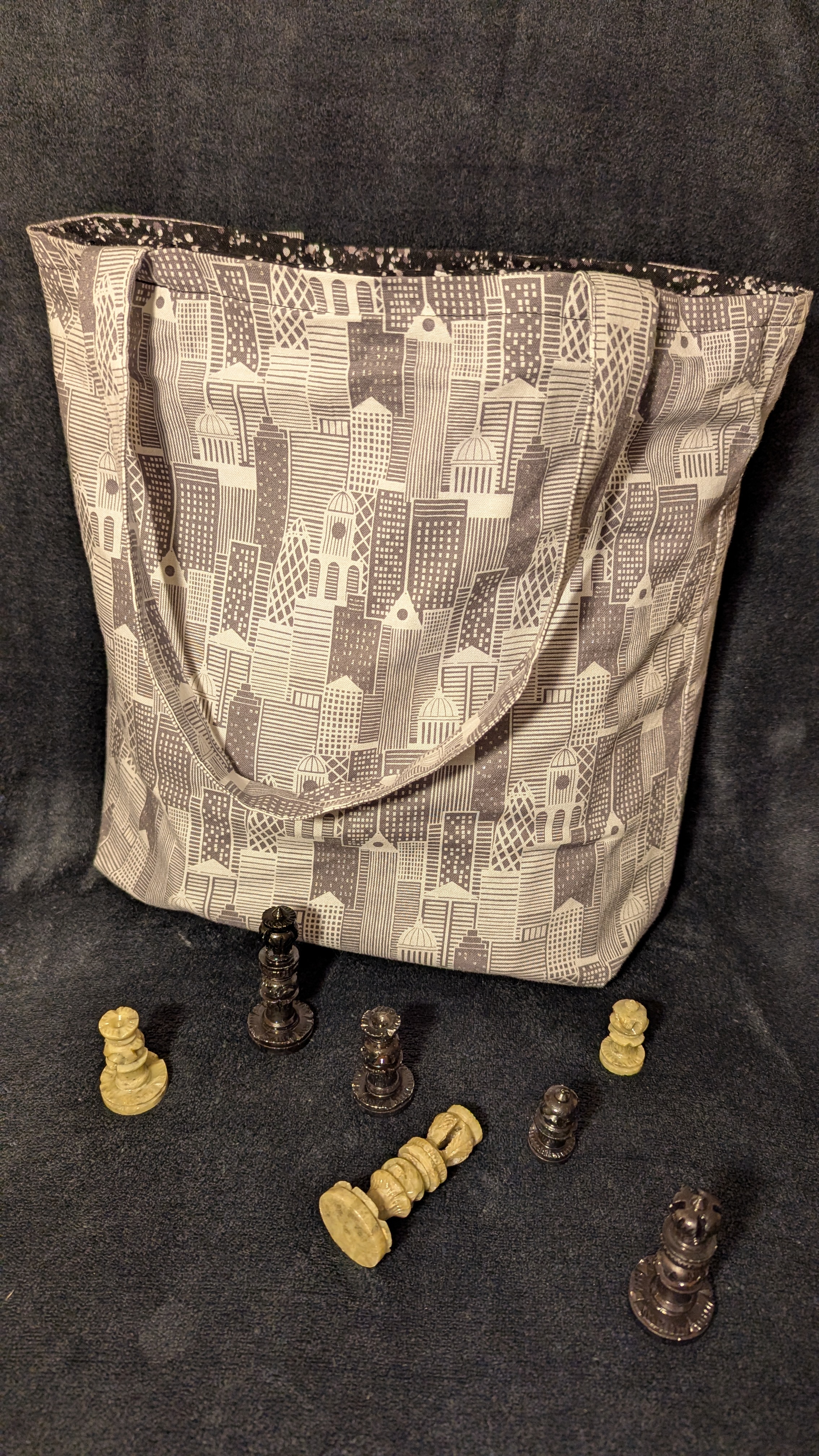 Tote bag with chess pieces