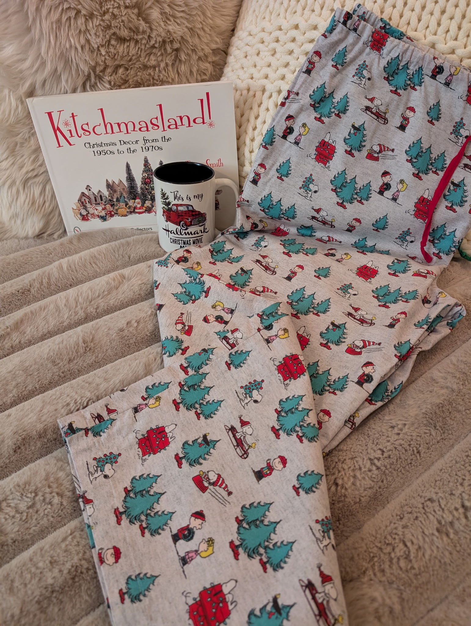 Peanuts fabric detail