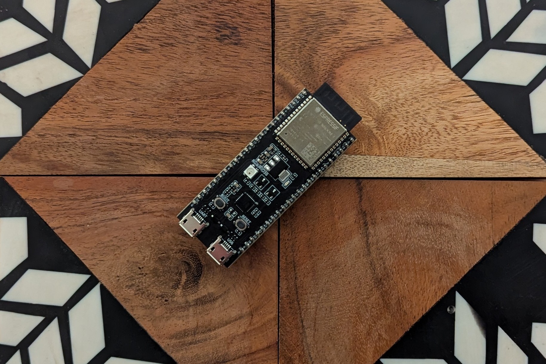 ESP32 Smart LED Controller